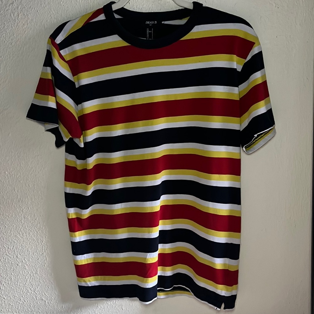 Forever21 Men’s small striped tee